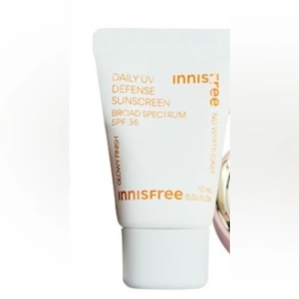 💙 4/$20 Innisfree, Daily UV Defense Invisible Broad Spectrum SPF 36 Sunscreen